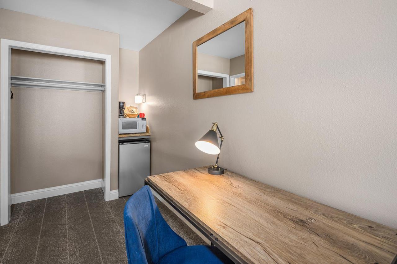 The Inn At Boatworks, Lake Tahoe Тахо-Сіті Екстер'єр фото