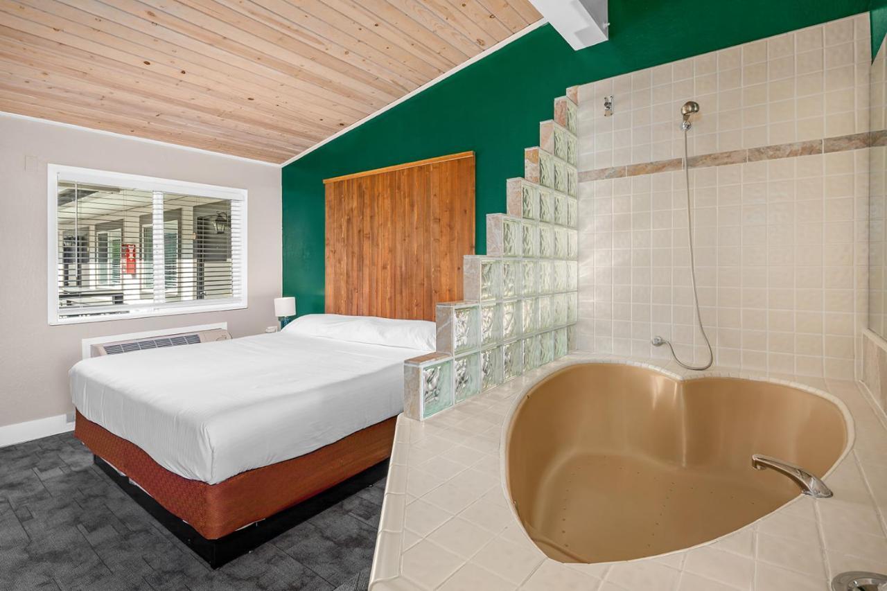 The Inn At Boatworks, Lake Tahoe Тахо-Сіті Екстер'єр фото